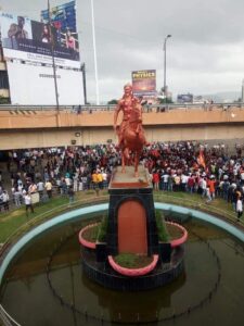 क्रांतीचौकात नीट पेपर लीकविरोधात विद्यार्थ्यांचा जबरदस्त आंदोलनाचा गोंधळ